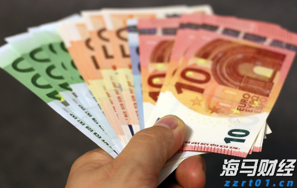 万亿美元AI狂欢的另一面：Wix/Adobe股价暴跌30%  美银列26家高危企业平均跑输大盘22%