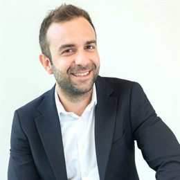 苹果(AAPL.US)Q3营收增速创三年来新高，中国市场回暖助力销售